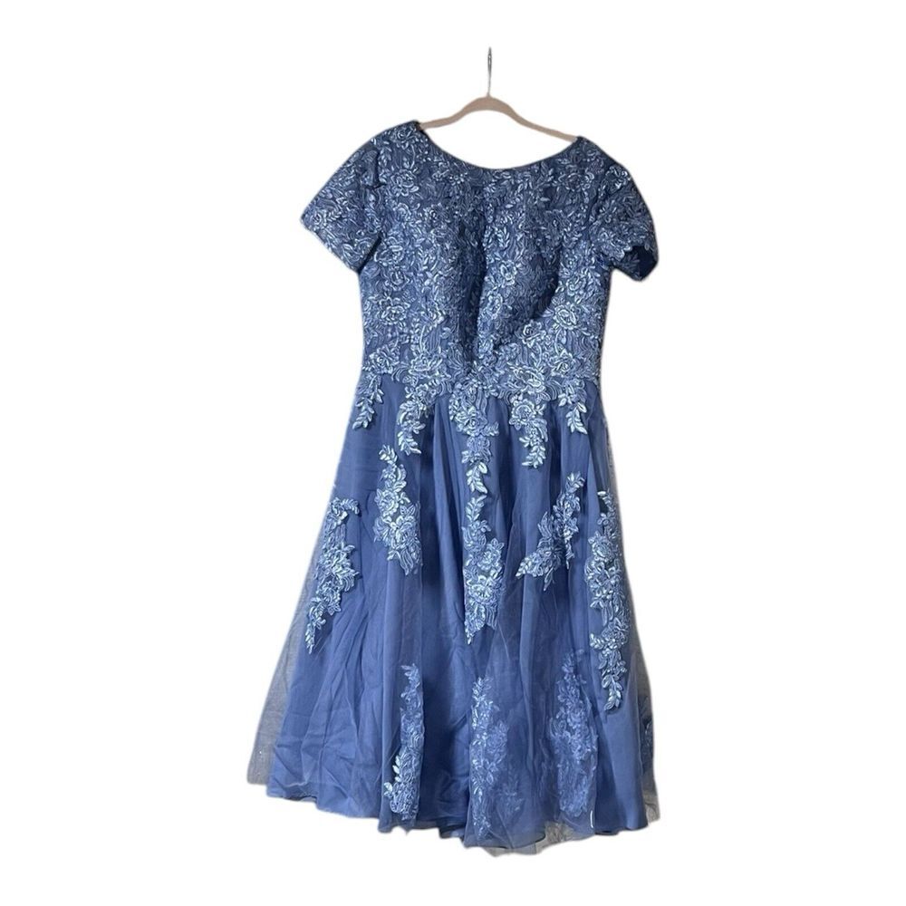 Gown Bridesmaid Monochrome Appliqués  Lace Blue‎ Bust 38" Waist 38" Length 50"